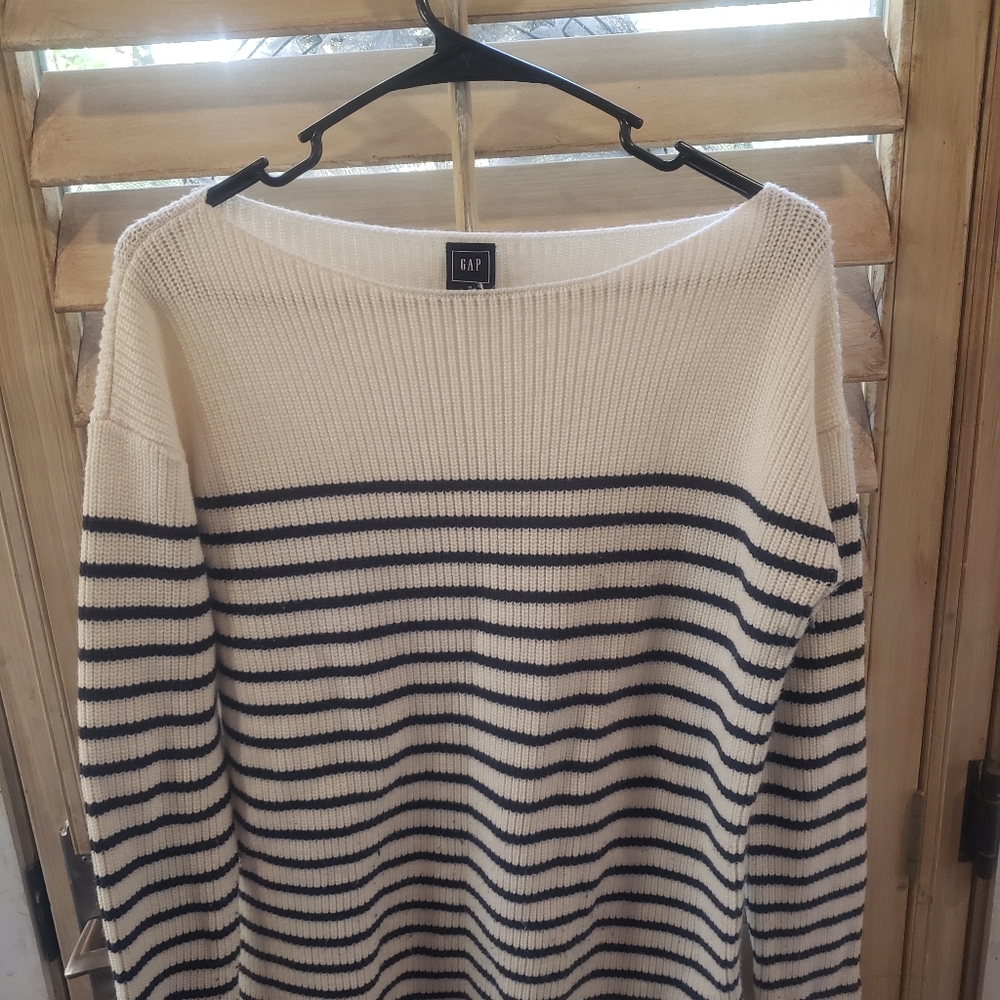 long sleeve sweater